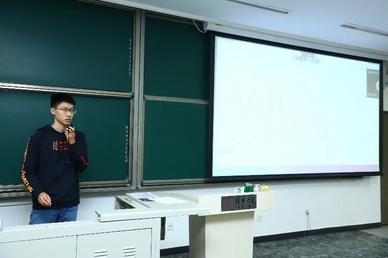 小组01.jpg 小组01.jpg