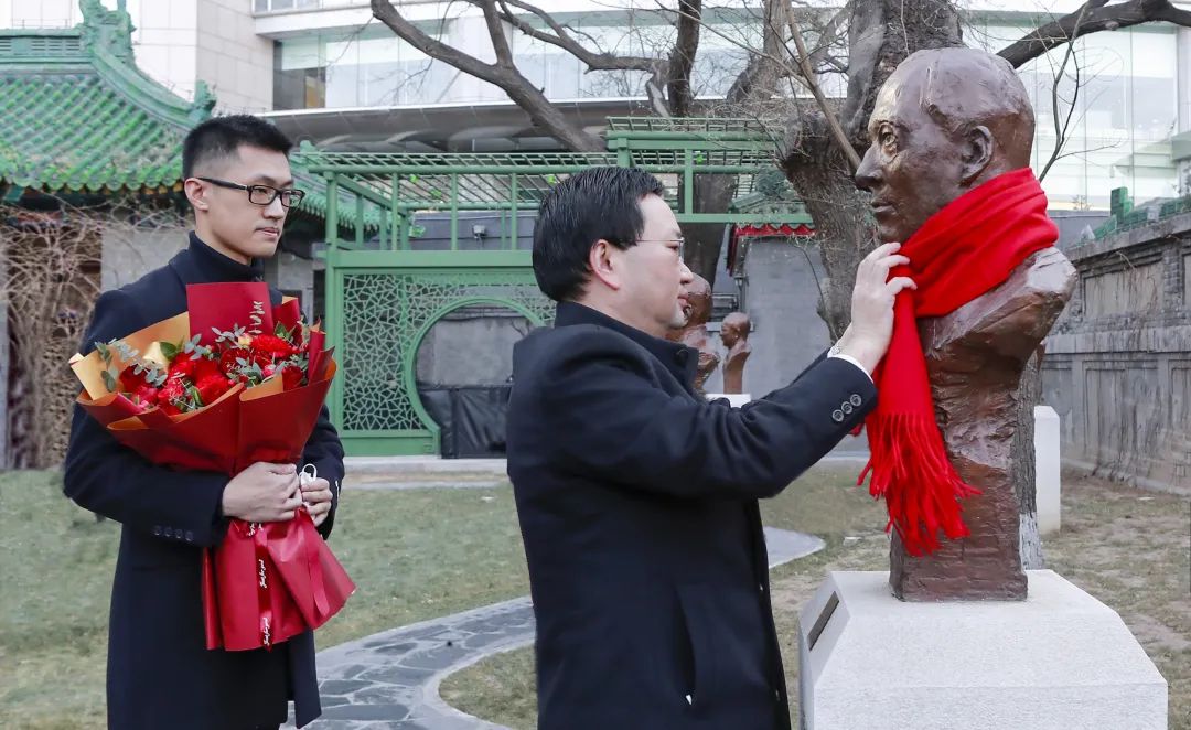 77eae0bc68ff4e23815801ce40700d48.png 77eae0bc68ff4e23815801ce40700d48.png