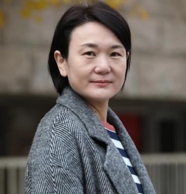 7朱华.jpg 7朱华.jpg