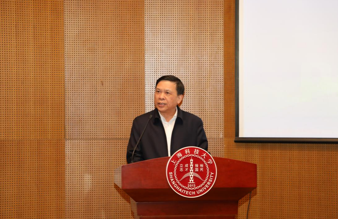 中国工程院院士北京协和医学院校友会会长林东昕致辞.png 中国工程院院士北京协和医学院校友会会长林东昕致辞.png