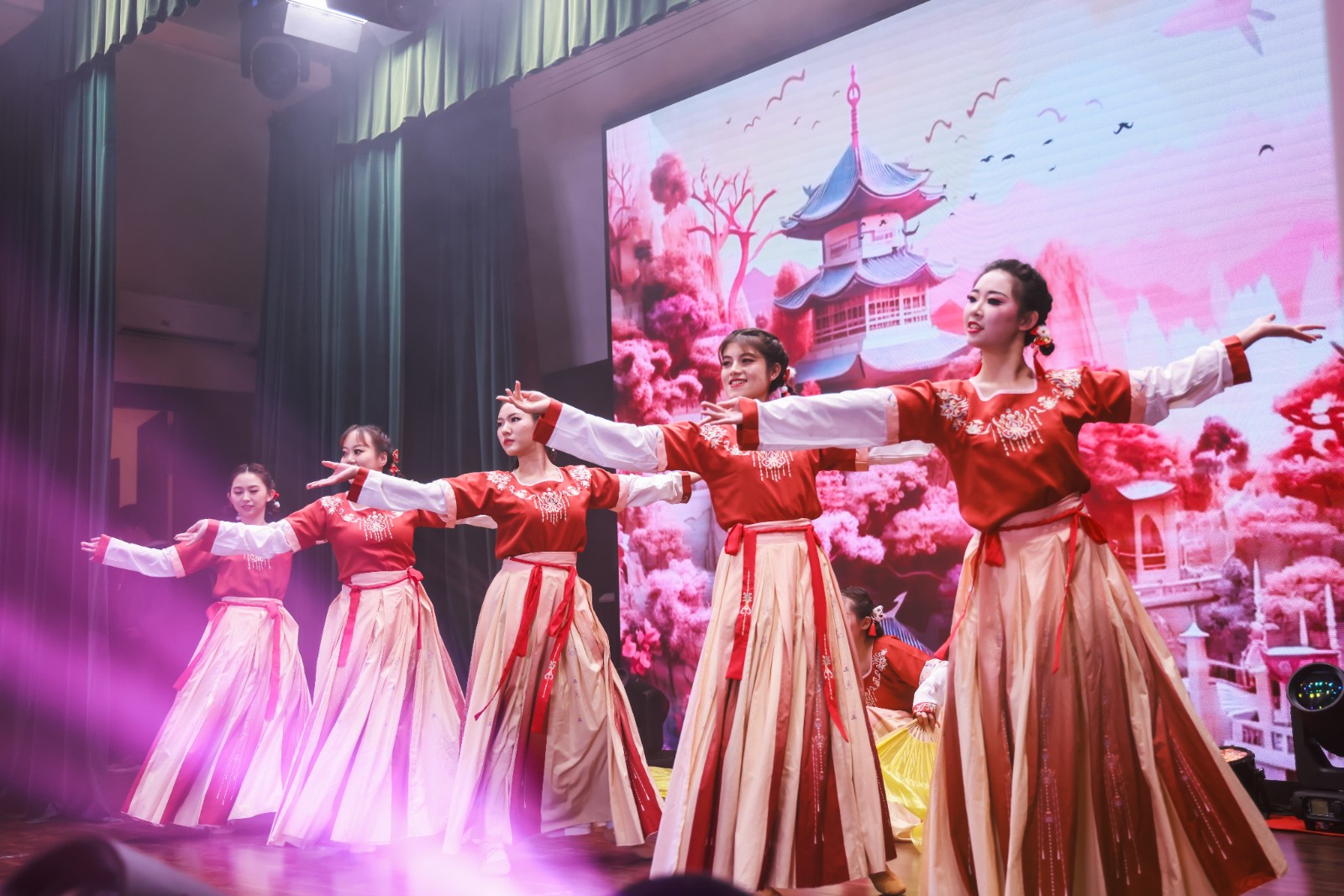 锦鲤秒.jpg 锦鲤秒.jpg