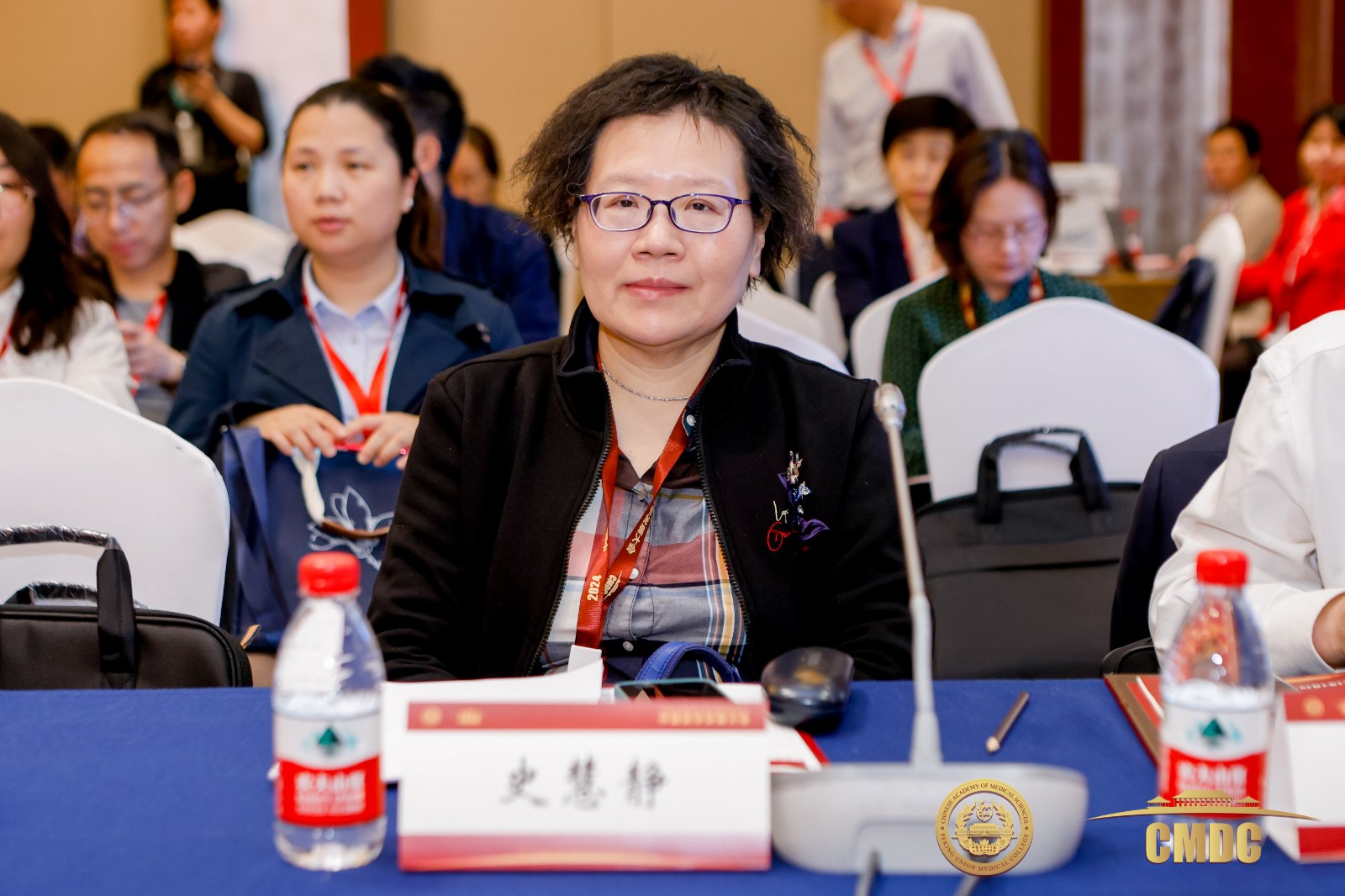 史慧静.jpg 史慧静.jpg