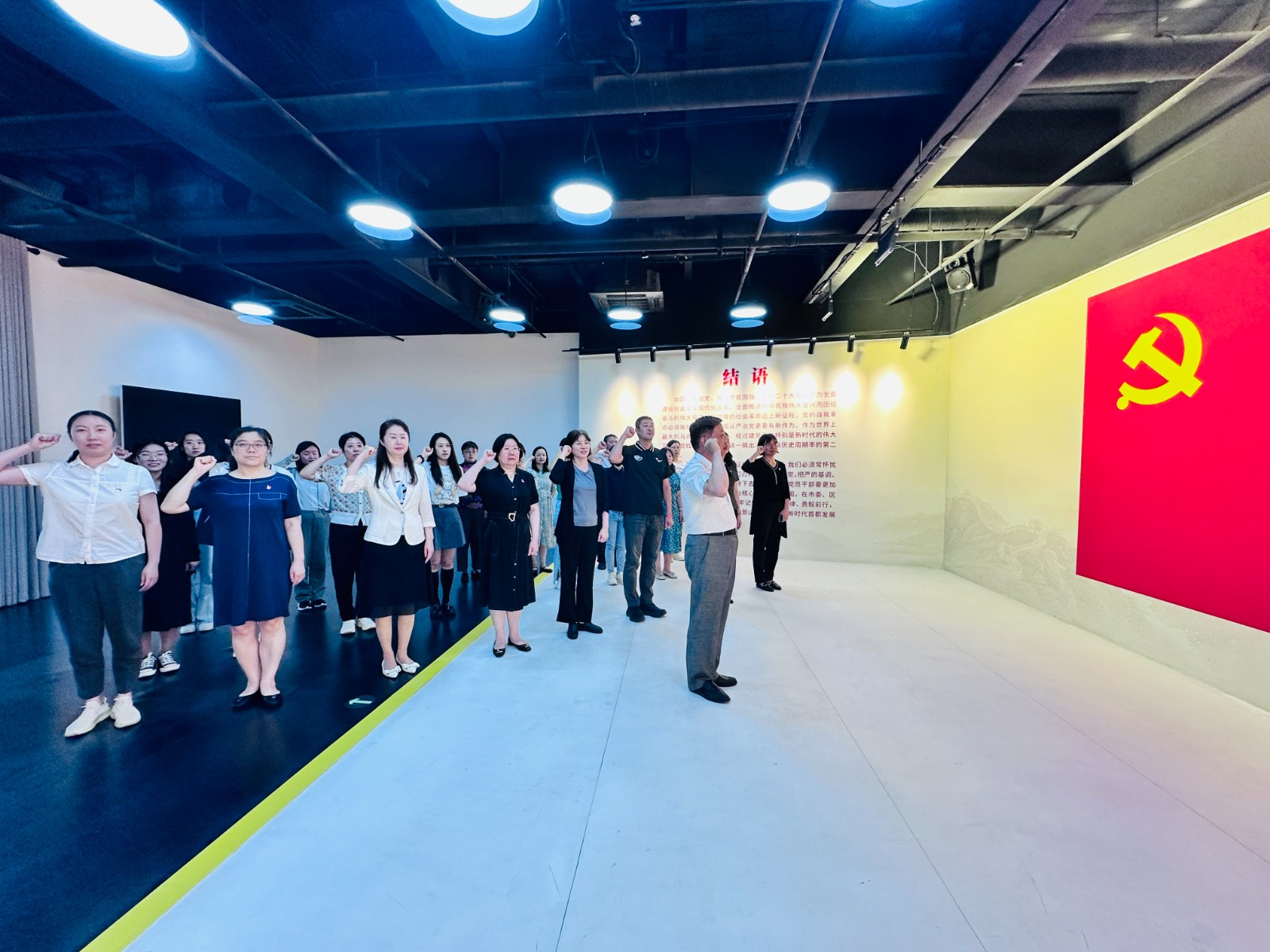 2宣誓.jpg 2宣誓.jpg