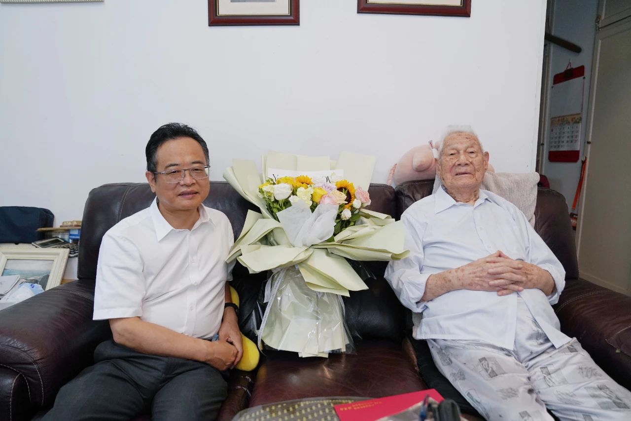 552748b6a5134ac88ee8ed1943fb5575.jpg 552748b6a5134ac88ee8ed1943fb5575.jpg