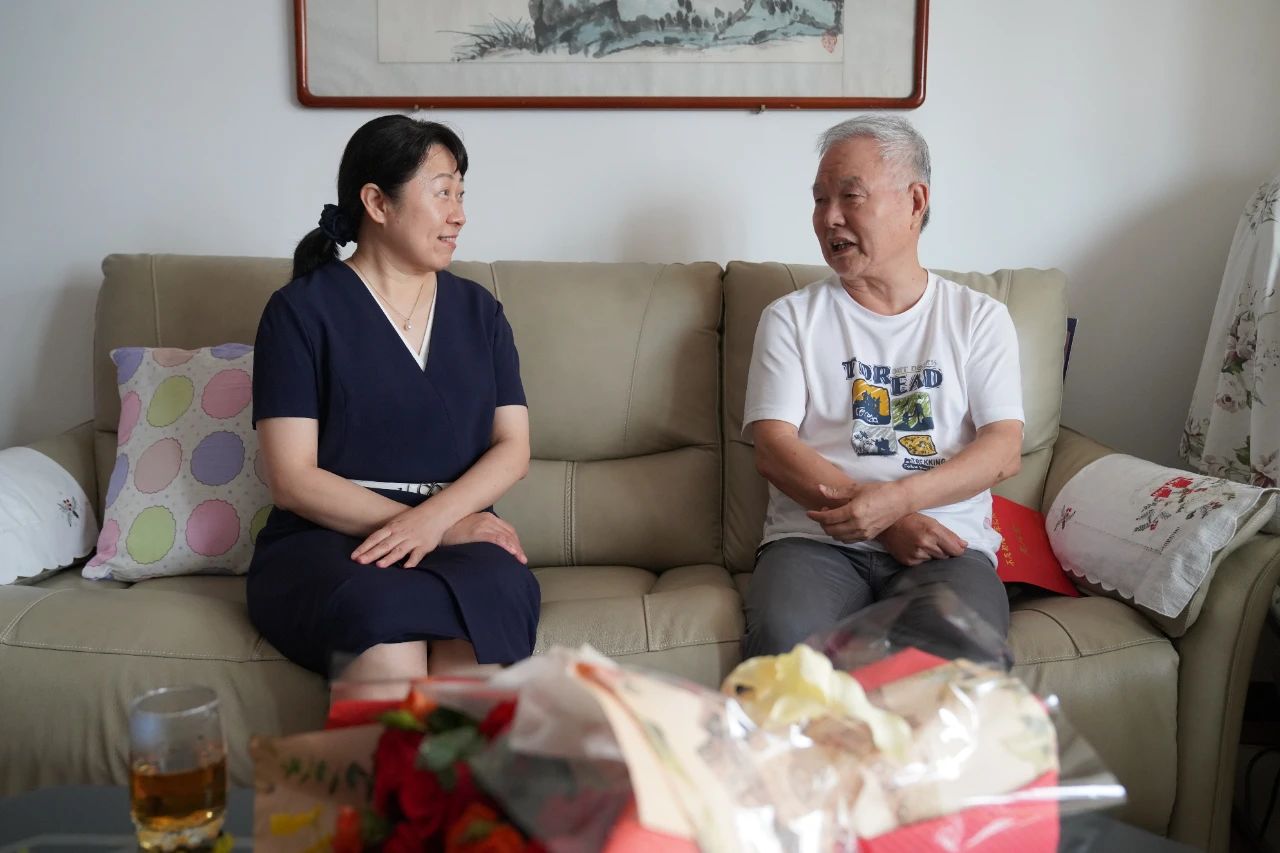 ed989500fe10405e915a31e9b7bd6e00.jpg ed989500fe10405e915a31e9b7bd6e00.jpg