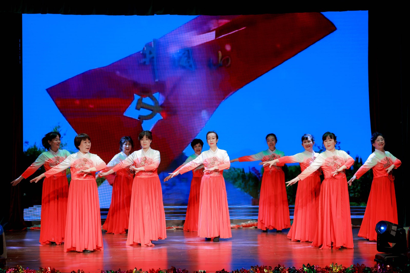 4.万疆.jpg 4.万疆.jpg