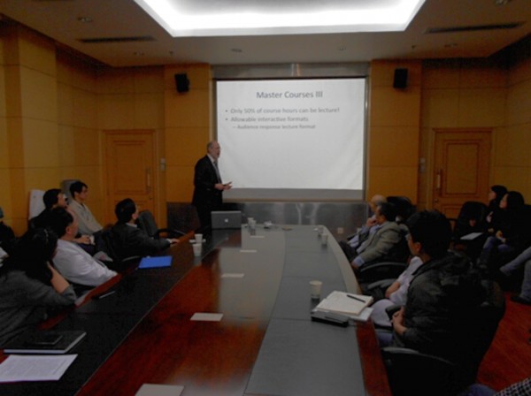 Ү³ѧҽѧԺRizzoloУпγ̸ĸｲ2